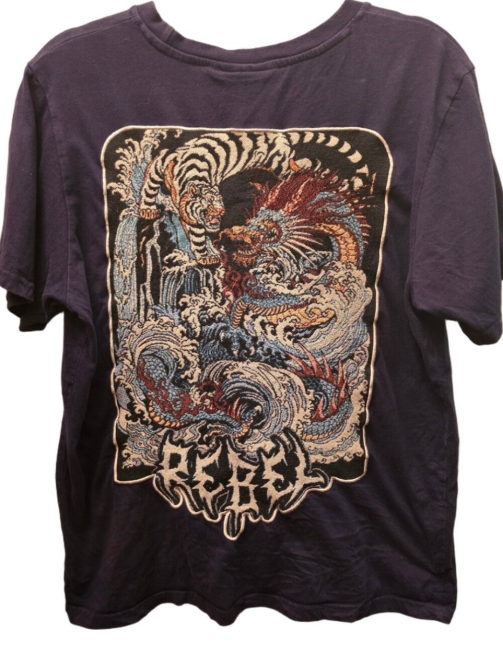 Rebel Spirit Tiger Dragon Embroidered Graphic Tee Black M